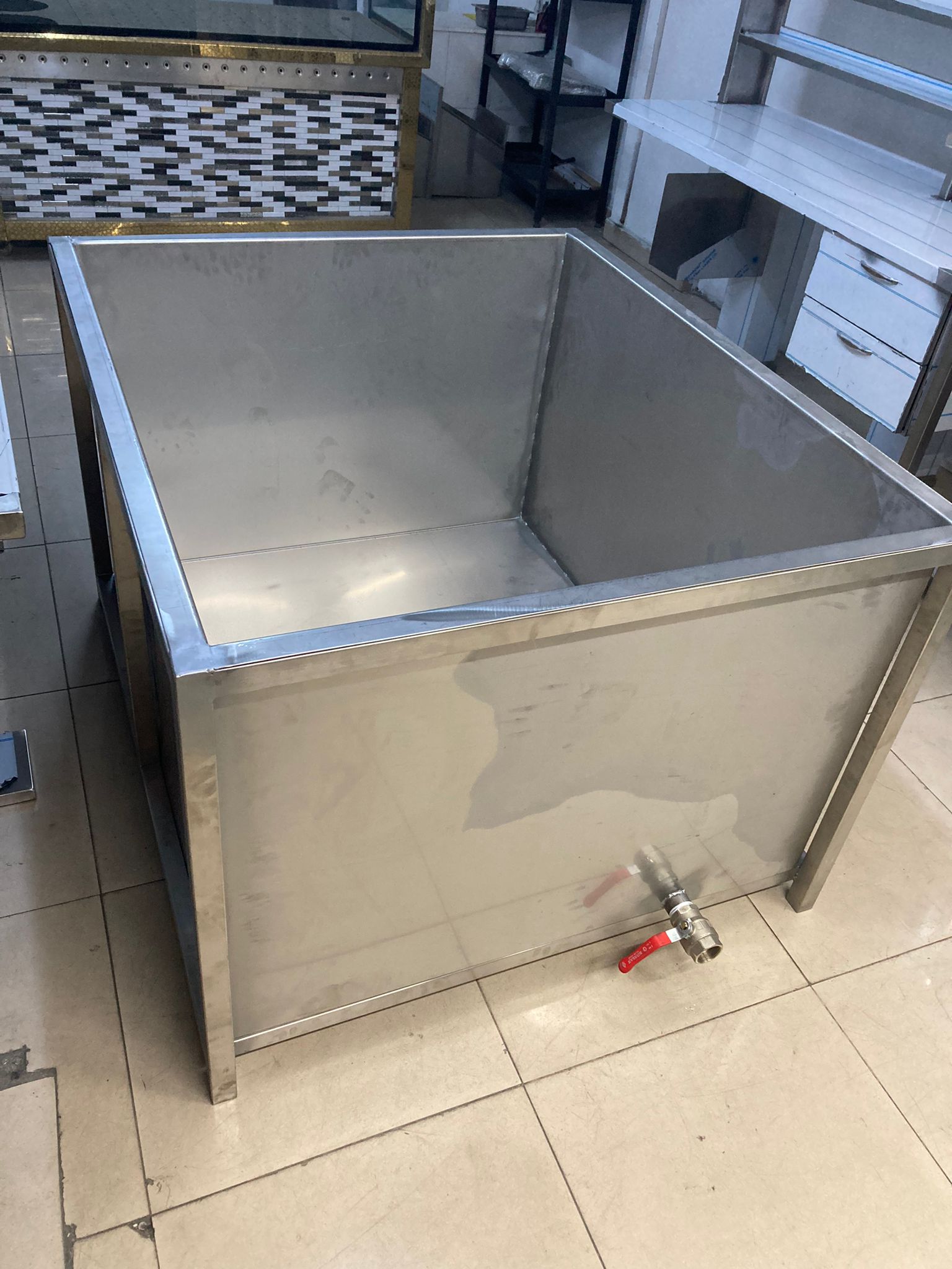 Krom Su Tankı 